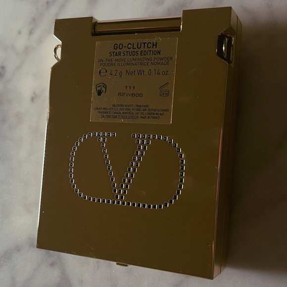 Limited Edition Valentino Go-Clutch Highlighter And Mini Lipstick | 111 - Picture 4 of 7